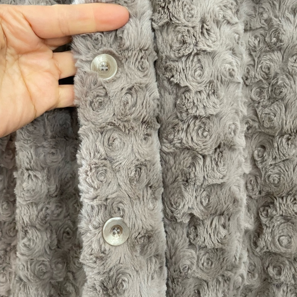 Softest fabric cardigan peter pan collar - Picture 11 of 11